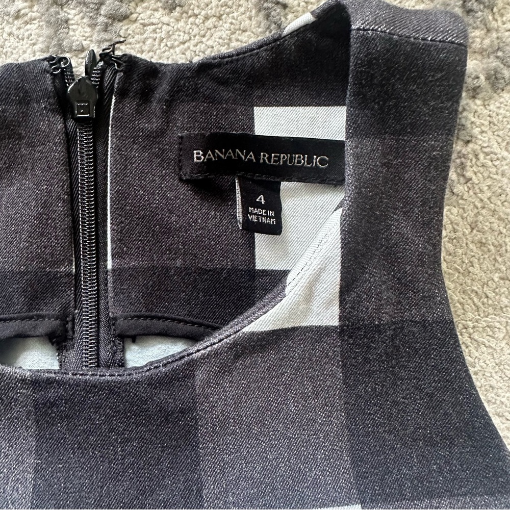 Banana Republic Black and White Halter Sheath Midi Dress - Picture 9 of 15